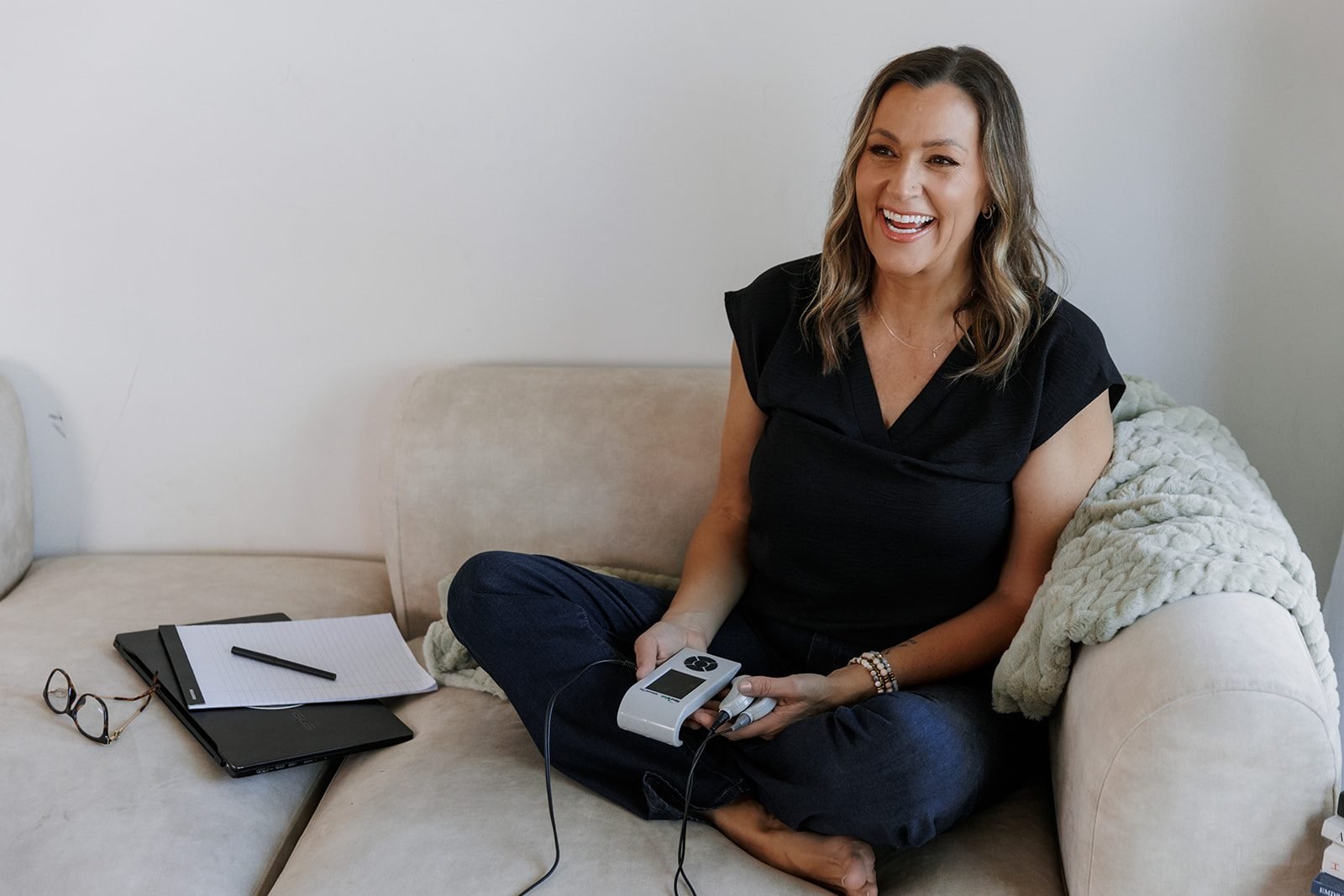 Robin in session with EMDR bilateral stimulation equipment in her Glendale, Arizona office